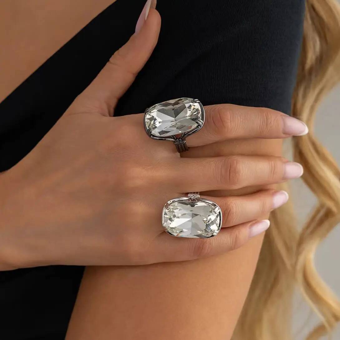 Event Z - IngeSight.Z Luxe Glanzende Acryl Strass Opening